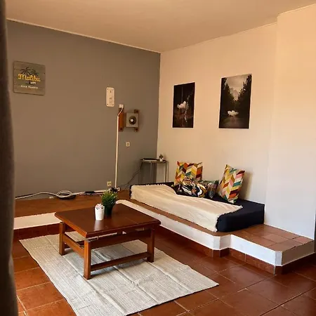 Vila Nova T2 شقة *