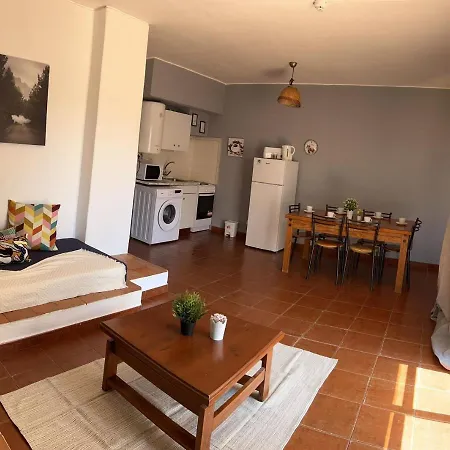 Vila Nova T2 شقة البوفيرا